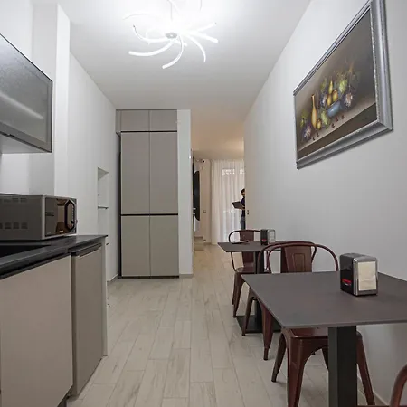 Monia Rooms&hospitality *