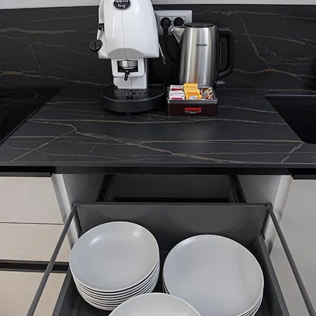 Monia Rooms&hospitality 3* Пьяцца-Армерина