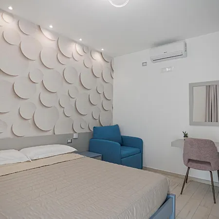 Monia Rooms&hospitality 3* Пьяцца-Армерина