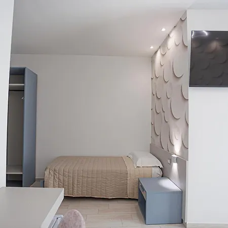 Monia Rooms&hospitality *