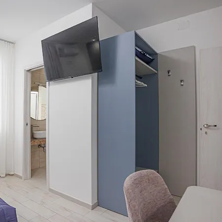 Monia Rooms&hospitality Guest house